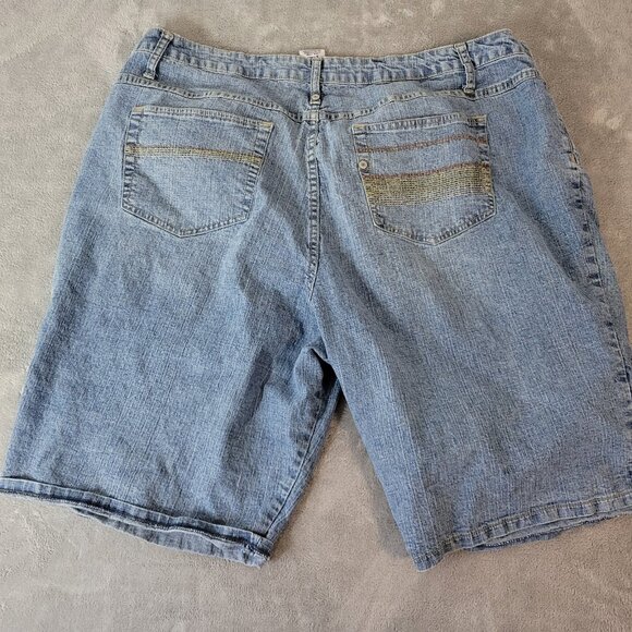 Faded Glory Womens Shorts 24W Plus Medium Blue Denim Wash Zip Fly SHO13E - Picture 4 of 7